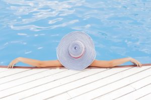 femme 40 ans menopause piscine