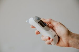 Prise de température Bouffée de chaleur Ménopause